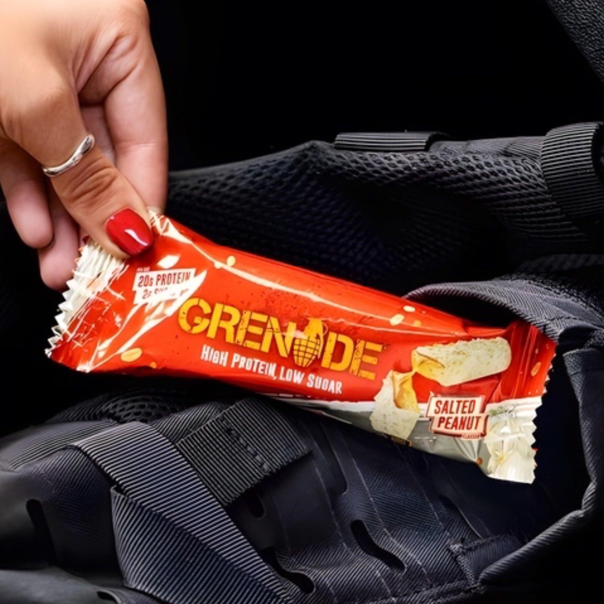 High Protein Riegel - White Chocolate Salted Peanut 12 x 60g