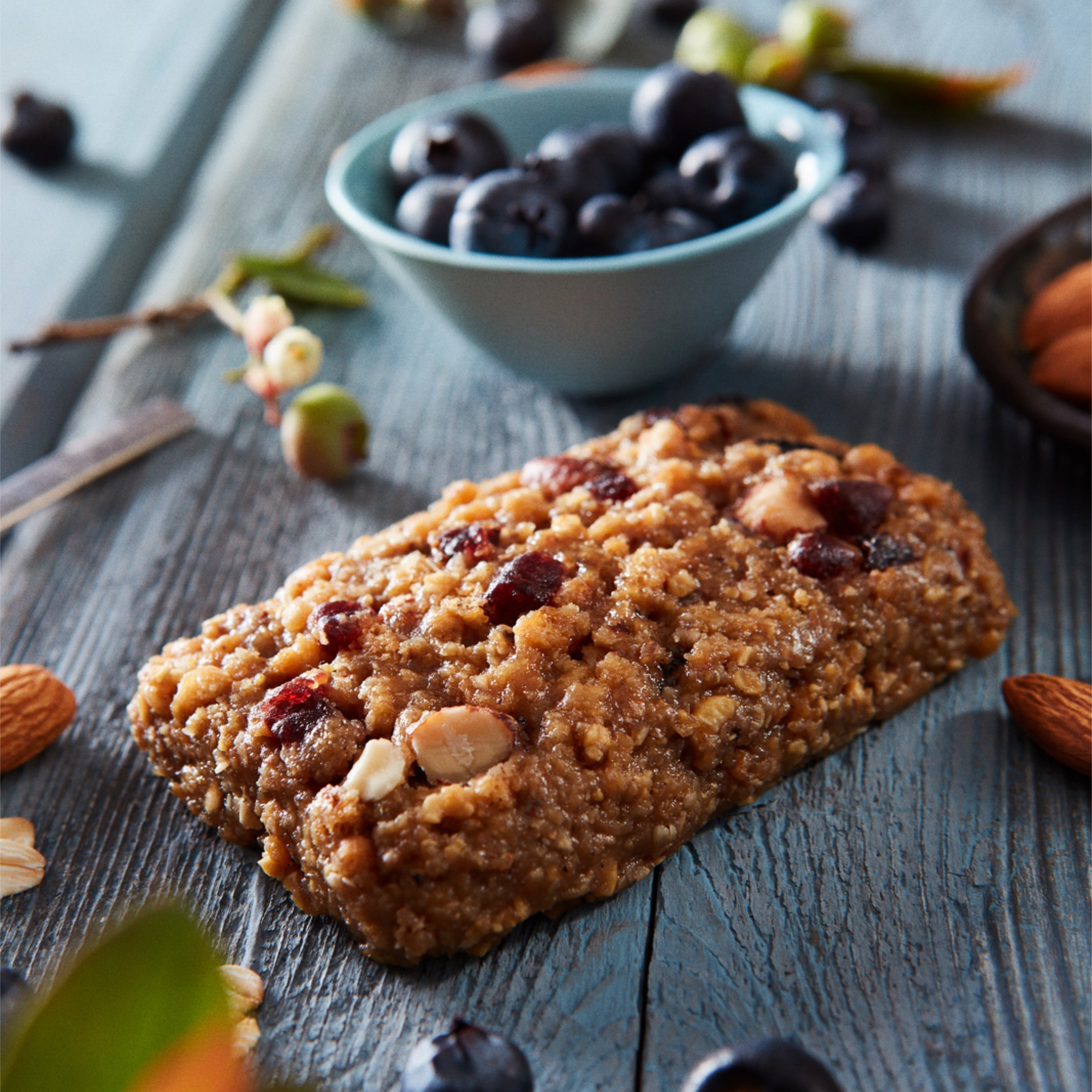 CLIF Bar Blueberry Almond Crisp 12 x 68g