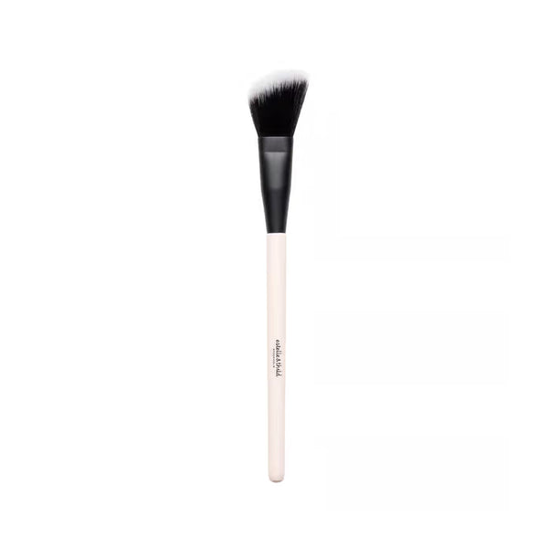 Angled Blush Brush