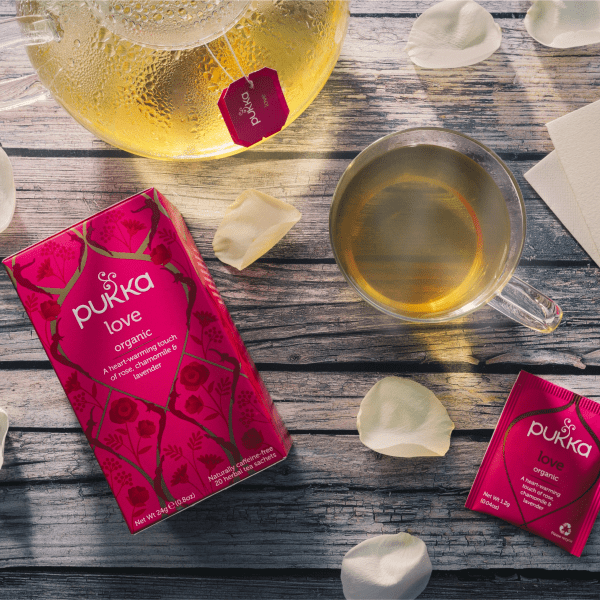 Thé Pukka Love à la rose, à la camomille et à la lavande bio 24 g